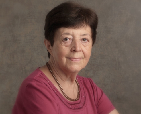 T. SURÁNYI Anna
